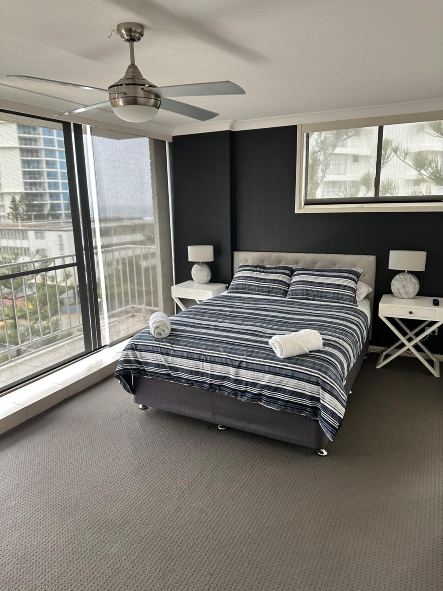 Queensleigh Holiday Apartments Broadbeach Dış mekan fotoğraf
