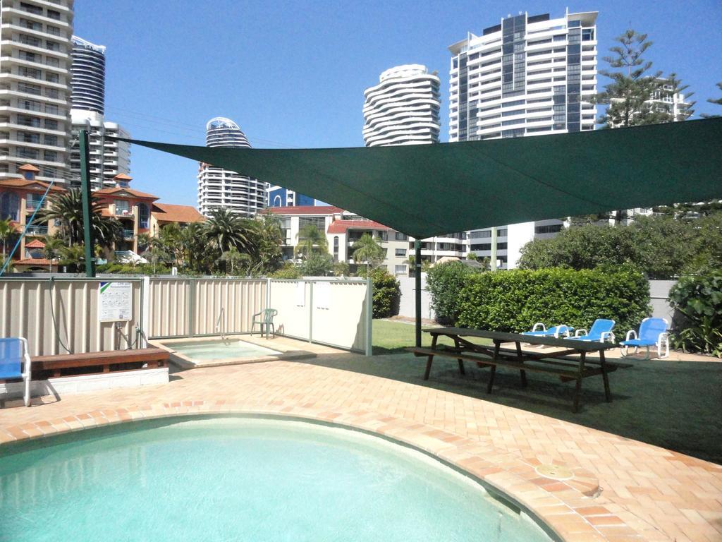 Queensleigh Holiday Apartments Broadbeach Dış mekan fotoğraf