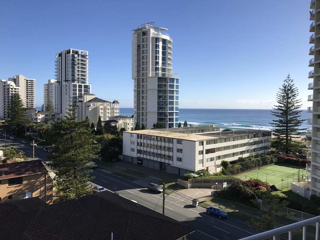 Queensleigh Holiday Apartments Broadbeach Dış mekan fotoğraf